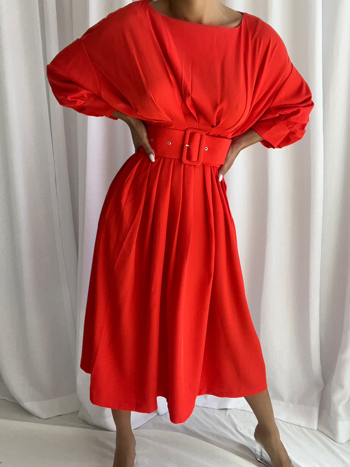 TAMI Midi Dress in Red