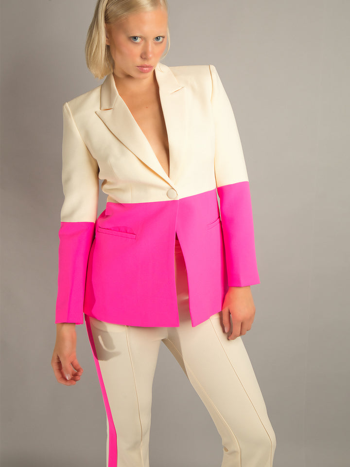 PETELE Blazer & Pants Set in Fuchsia