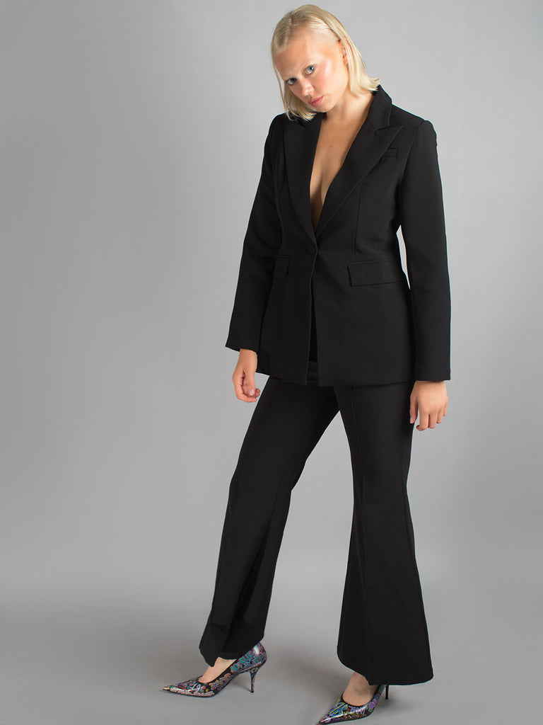 NAOMA Blazer & Flared Pants Set in Black – ZCRAVE