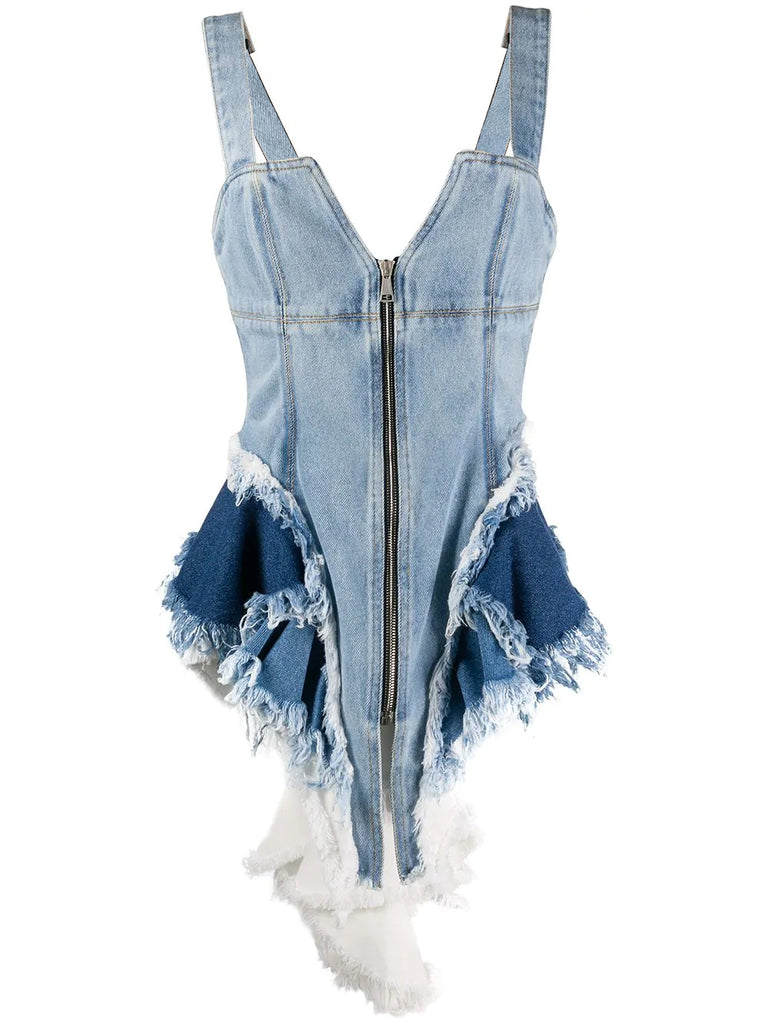 How cute is this metallic denim corset?🤩 I love the distressed
